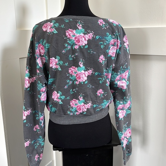 Carpe Diem floral cropped sweatshirt - Picture 3 of 4